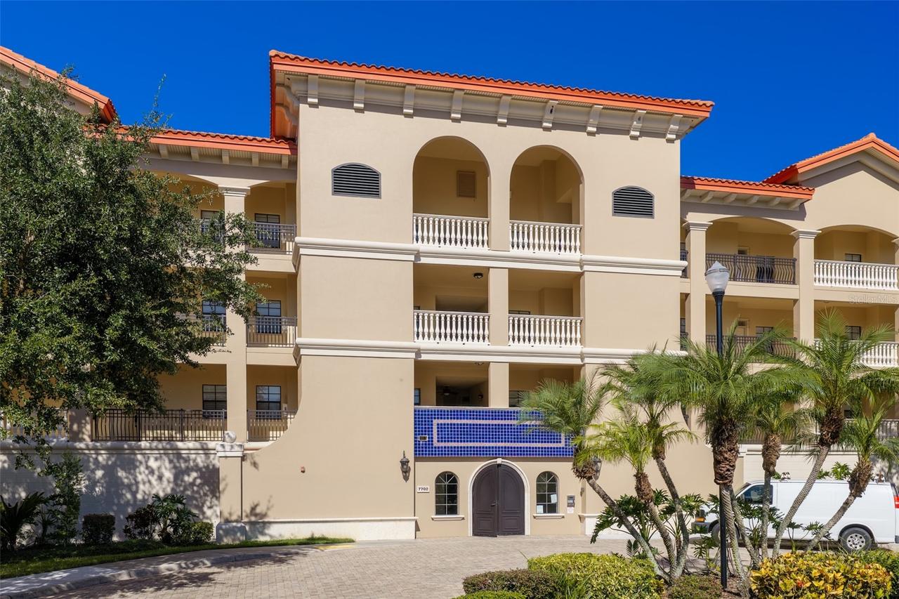 7702 Lake Vista Ct. #303, Lakewood Ranch, FL 34202