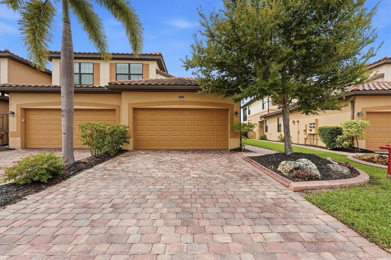 20181 Ragazza Cir. #102, Venice, FL 34293