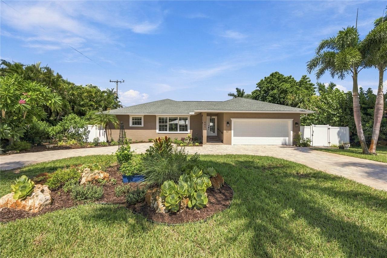 444 Baycrest Dr., Venice, FL 34285