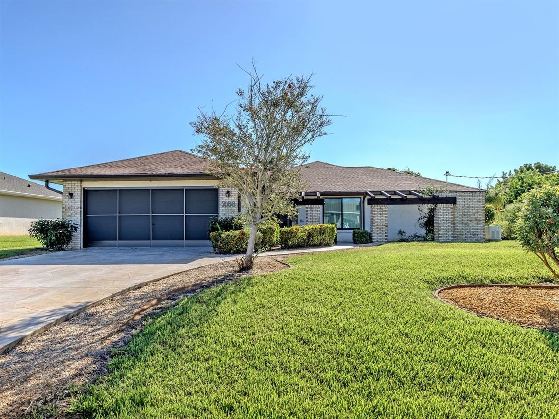 7068 Denmark St., Englewood, FL 34224