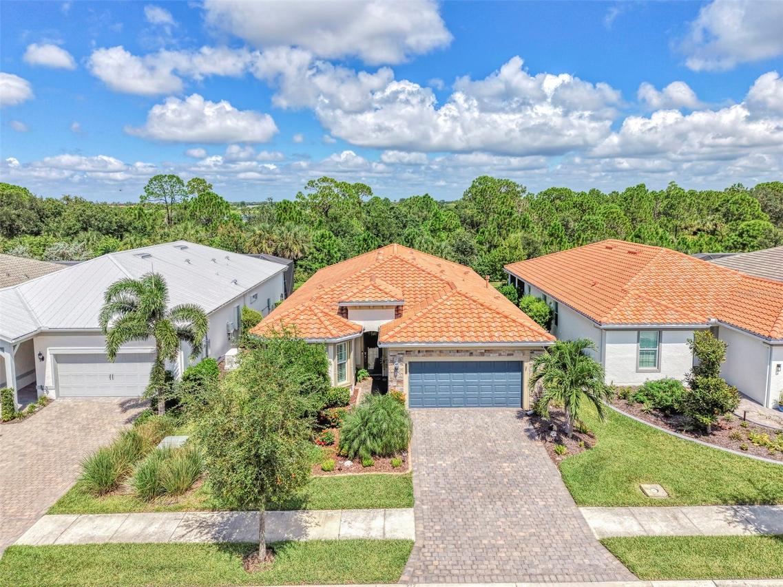 10088 Coral Shore Dr., Englewood, FL 34223