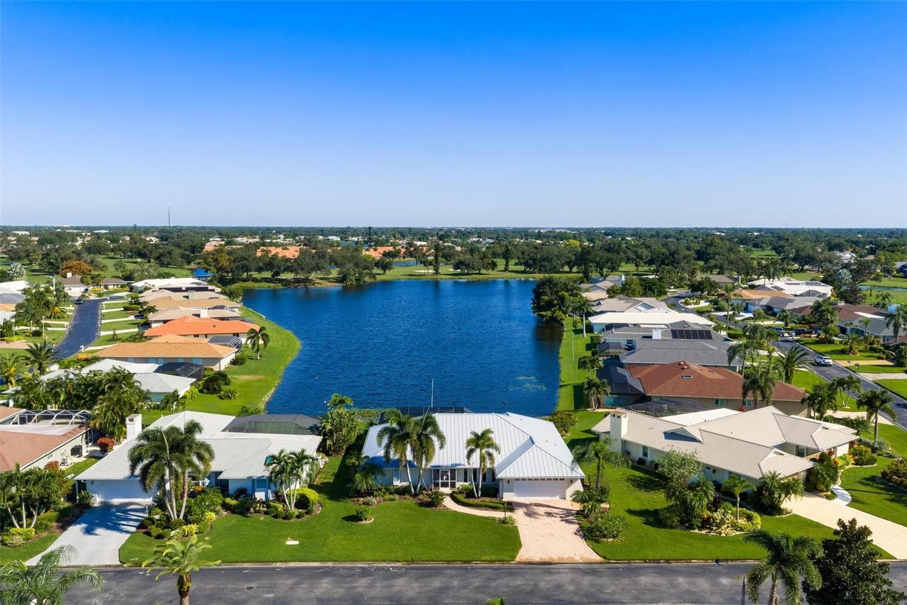 903 Pinehurst Ln., Venice, FL 34293