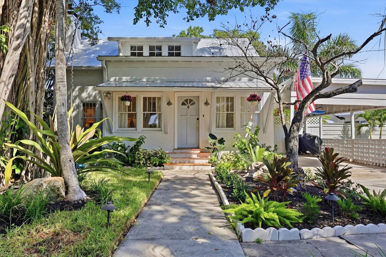 112 Nippino Tr., Nokomis, FL 34275