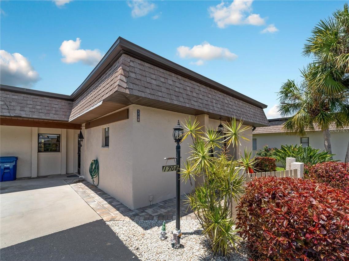 1708 Lakeside Dr. #1710B, Venice, FL 34293