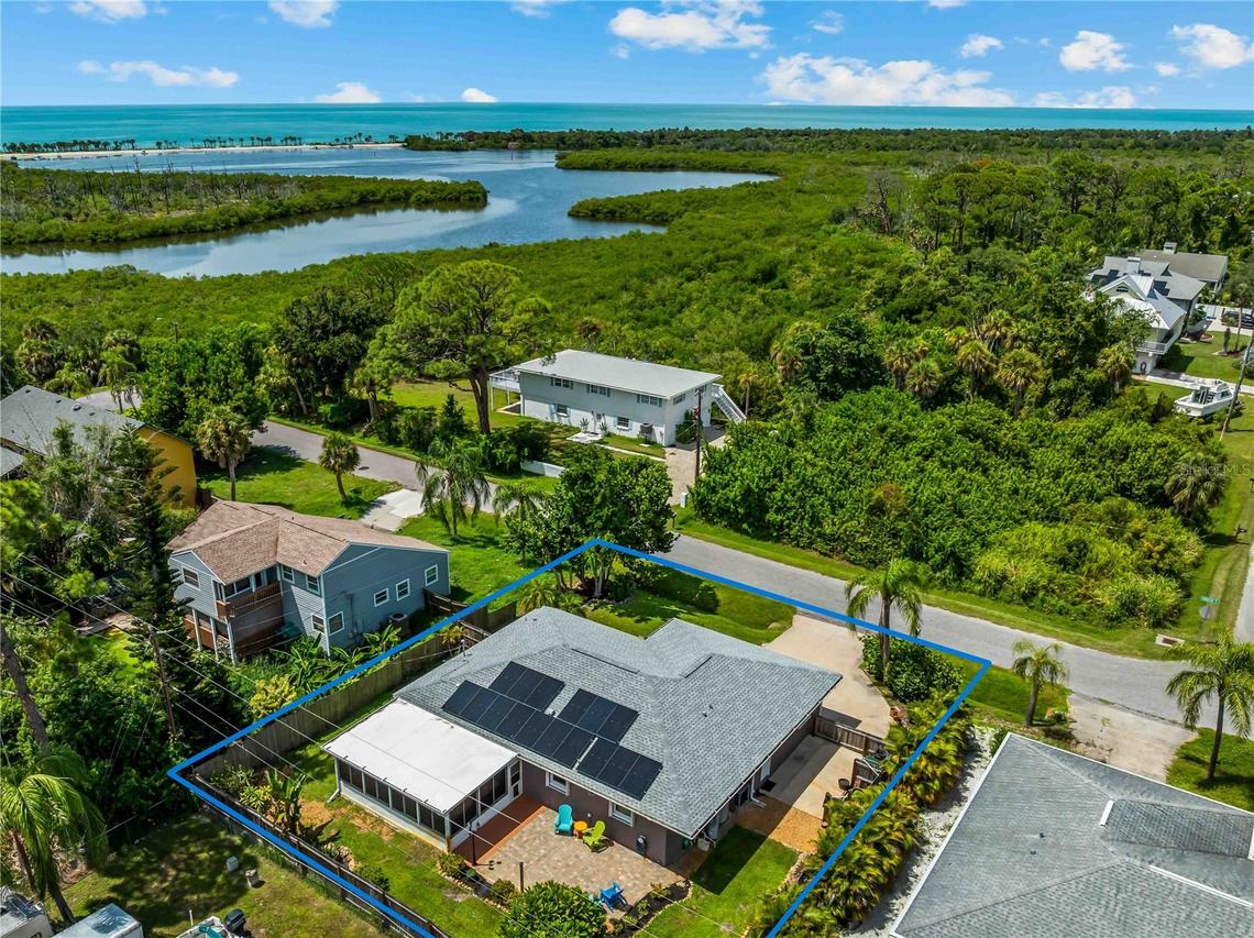 1477 Hudson Rd., Venice, FL 34293