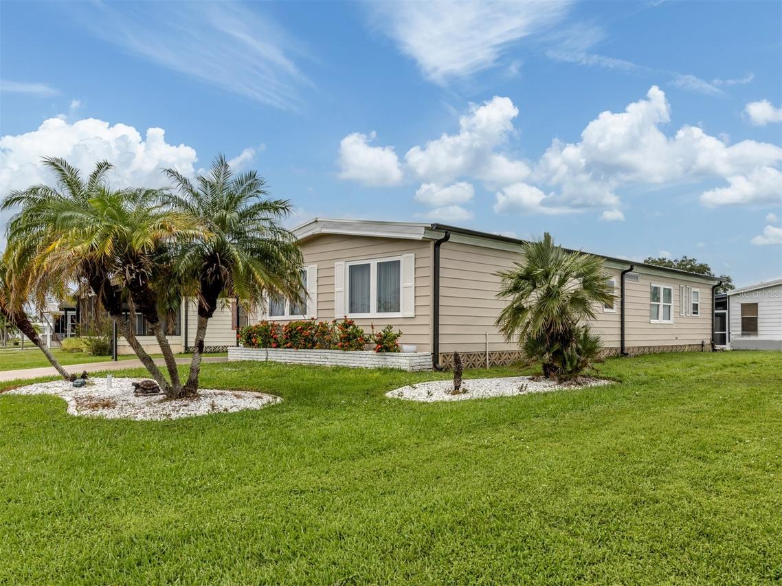 196 Palm Harbor Dr., North Port, FL 34287