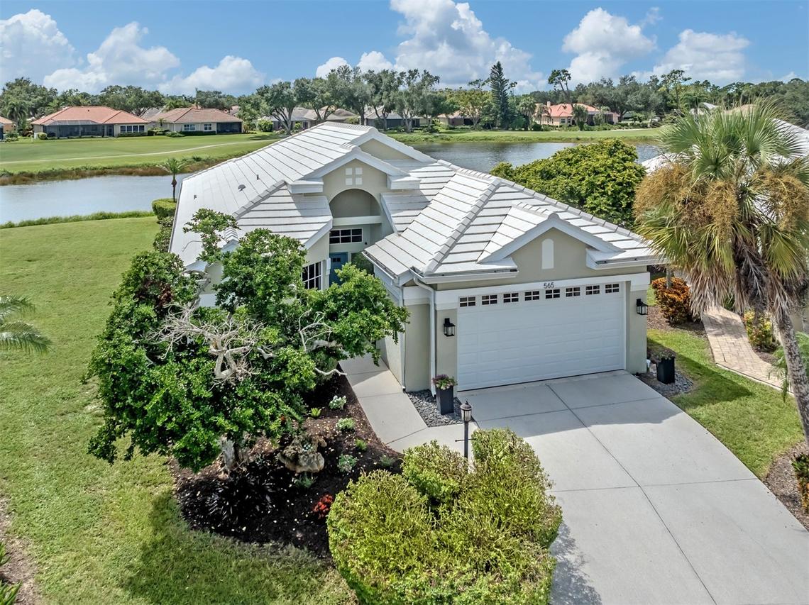 565 Fallbrook Dr., Venice, FL 34292