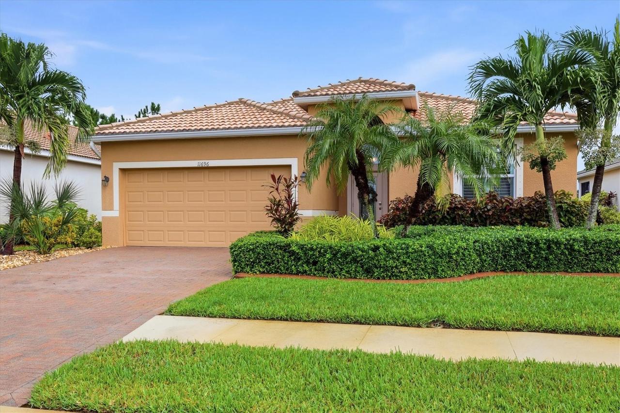 11696 Spotted Margay Ave., Venice, FL 34292