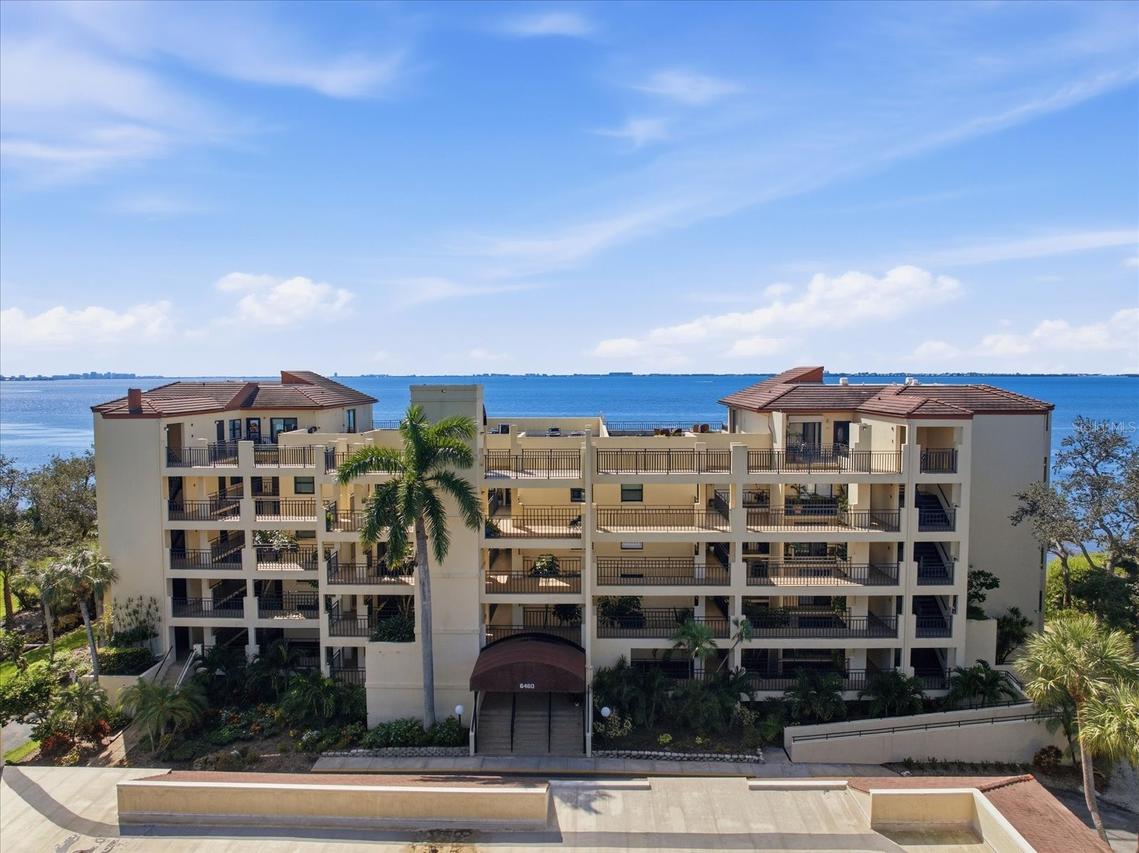 6460 Mourning Dove Dr. #305, Bradenton, FL 34210