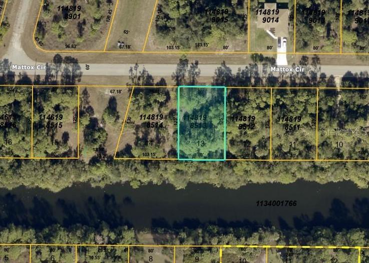 Mattox Cir., North Port, FL 34288