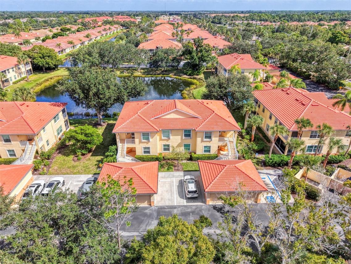 301 Casa Del Lago Way, Venice, FL 34292