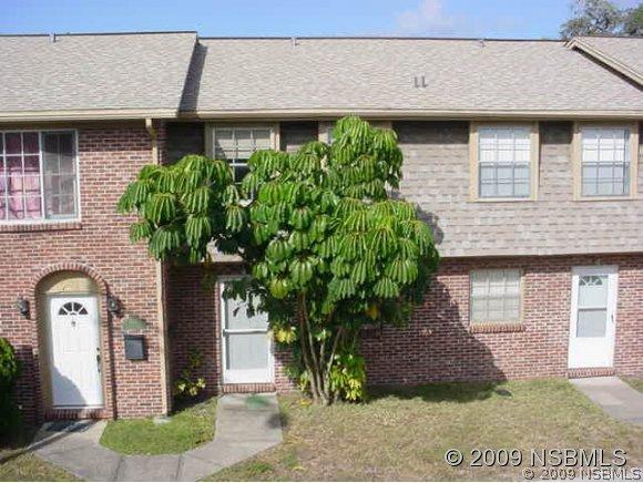 407 Lytle #F, New Smyrna Beach, FL 32168