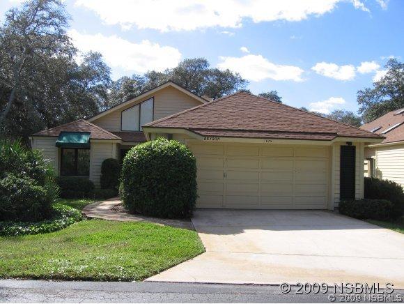 674 Inverness Ct., New Smyrna Beach, FL 32168