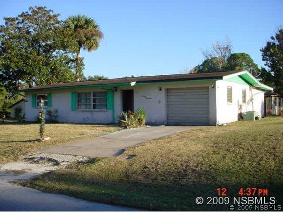 2600 Royal Palm Dr., Edgewater, FL 32141