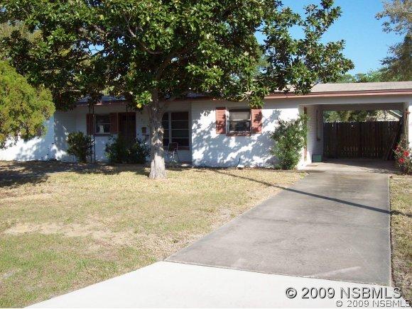121 Frances Dr., Edgewater, FL 32132