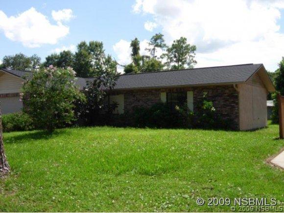 3014 Tamarind Dr., Edgewater, FL 32141