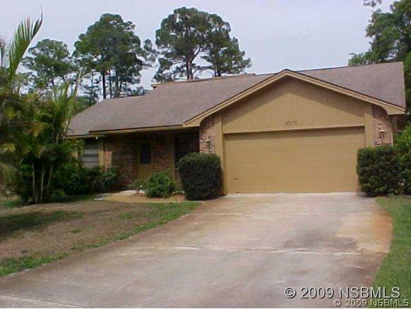 2505 Milton Ave., New Smyrna Beach, FL 32168