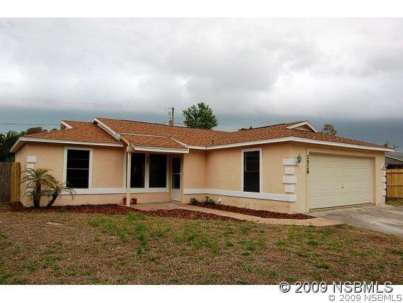 2529 Fern Palm Dr., Edgewater, FL 32141