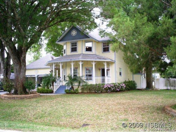 2504 Victory Palm Dr., Edgewater, FL 32141