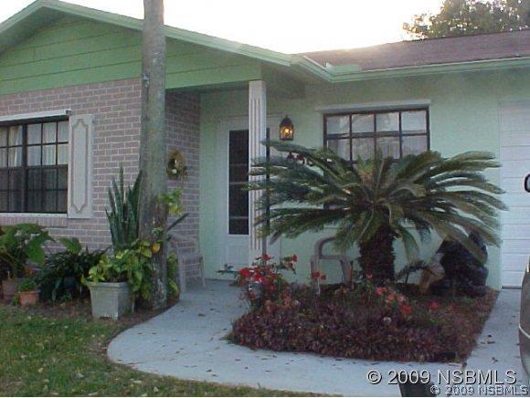 708 Egret Ct., Edgewater, FL 32141