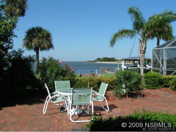 87 Cunningham Dr., New Smyrna Beach, FL 32168