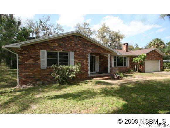 202 6th St., New Smyrna Beach, FL 32168