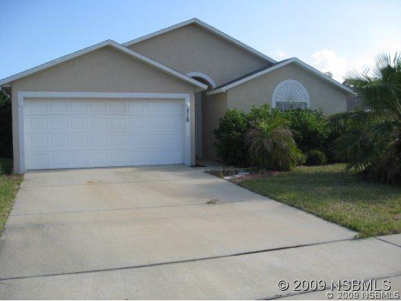 216 Tree Branch Ln., Edgewater, FL 32141