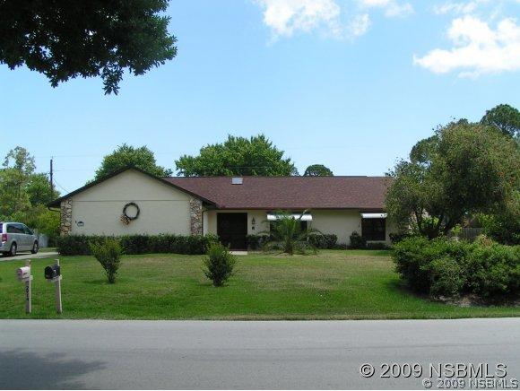 2915 Travelers Palm Dr., Edgewater, FL 32141