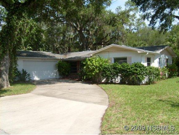 177 E Cory Dr., Edgewater, FL 32141