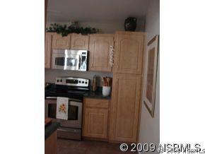 2107 Queen Palm Dr., Edgewater, FL 32141