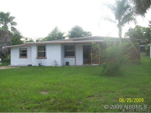 106 Silver Cir., Edgewater, FL 32141