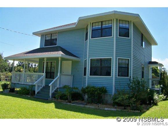 124 S Gaines St., Oak Hill, FL 32759