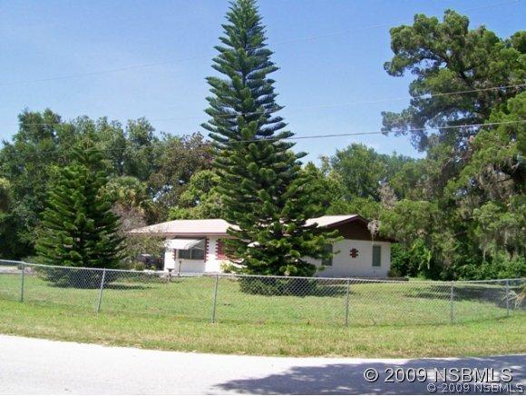 111 Monson Dr., Edgewater, FL 32132