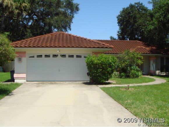 2513 Pine Tree Dr., Edgewater, FL 32141