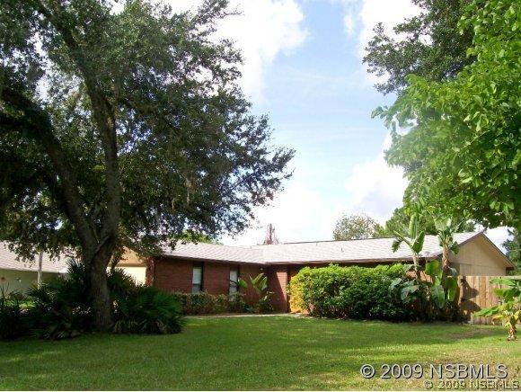 1310 Queen Palm Dr., Edgewater, FL 32132