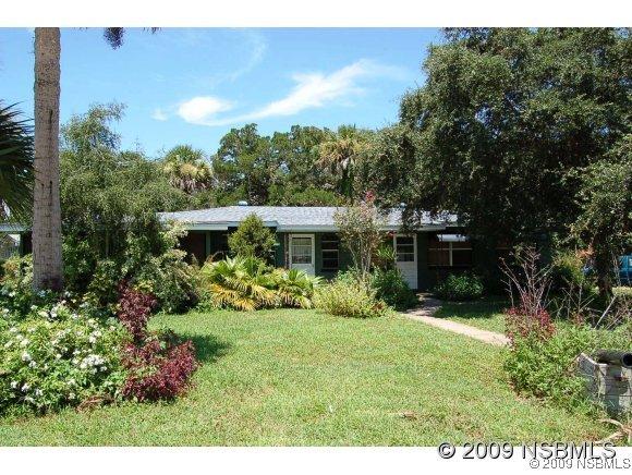 406 S Pine St., New Smyrna Beach, FL 32169