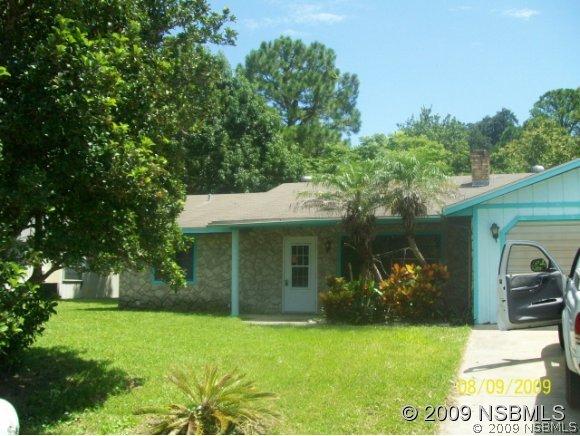 5 Wildwood Dr., Edgewater, FL 32132