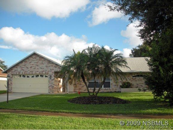 234 Meadow Lake Dr., Edgewater, FL 32141