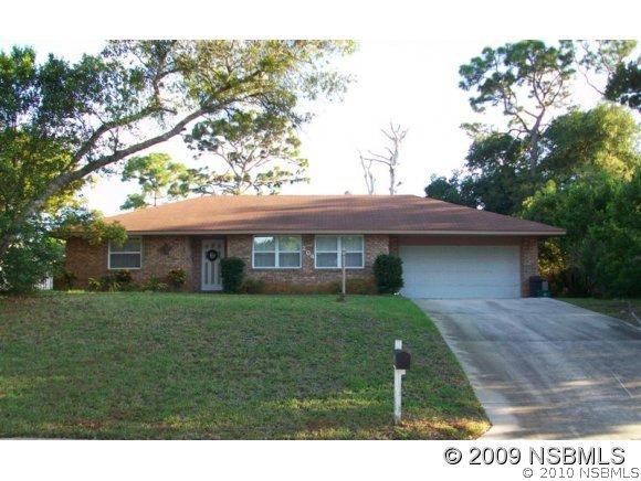 204 Lee Dr., Edgewater, FL 32141