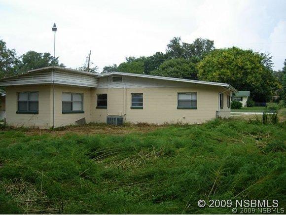 2212 Tropical Ter., Deland, FL 32724