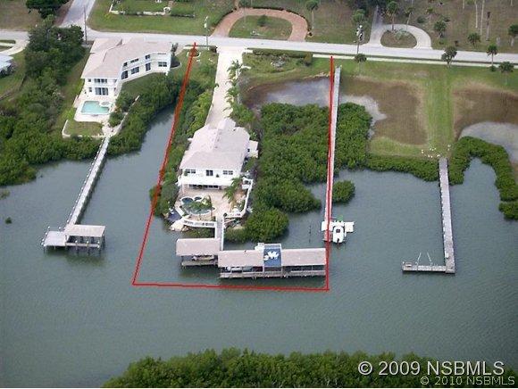 203 N Riverside Dr., Edgewater, FL 32132