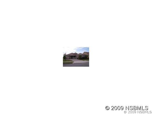 527 Venetian Villa Dr., New Smyrna Beach, FL 32168