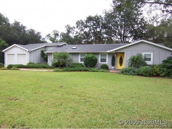 651 Stewart Dr., New Smyrna Beach, FL 32168