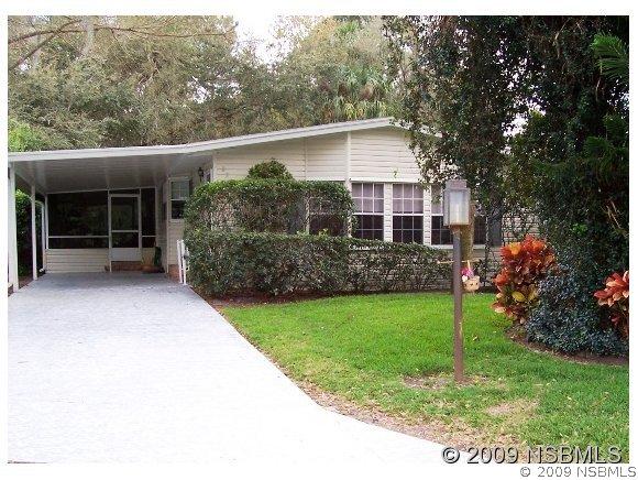 826 Navigators Way, Edgewater, FL 32141