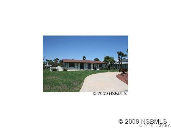 323 Desoto Dr., New Smyrna Beach, FL 32169