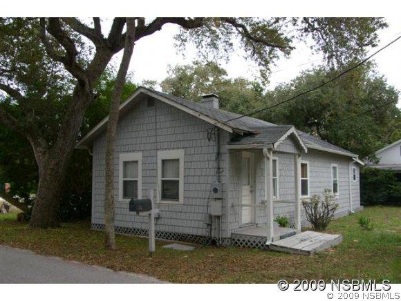 221 Columbus Ave., New Smyrna Beach, FL 32169