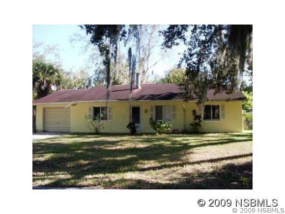 1717 Pine Tree Dr., Edgewater, FL 32132