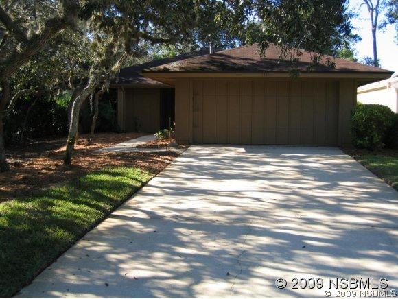 722 Saint Andrews Cir., New Smyrna Beach, FL 32168