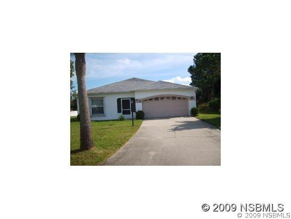 215 Falcon Ave., Edgewater, FL 32141