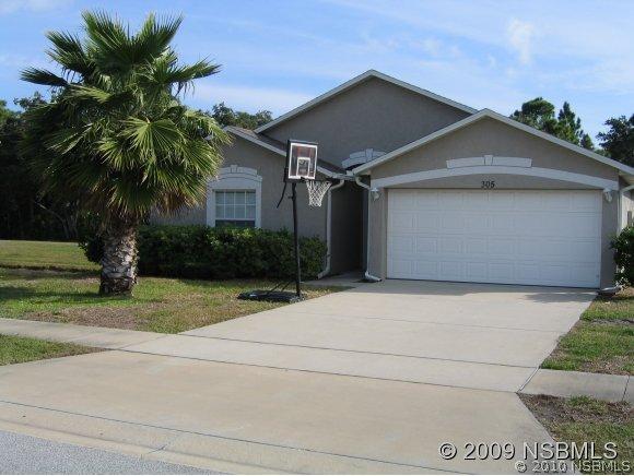 305 Three Oaks Dr., Edgewater, FL 32141